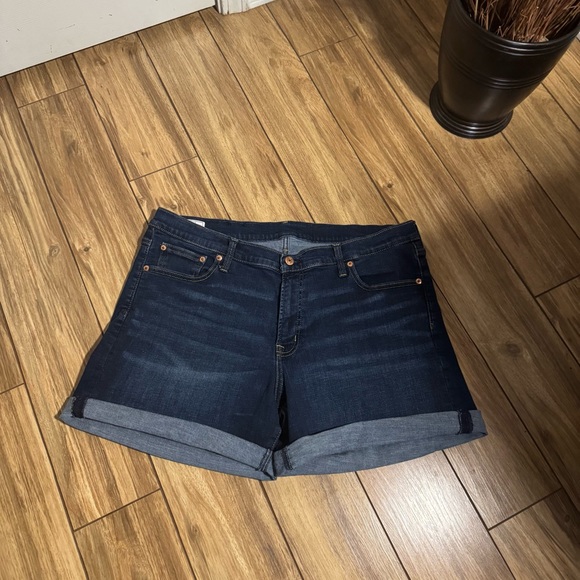 GAP Indigo Denim Shorts - Picture 1 of 9